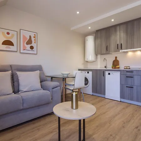 Apartment Bay By Olala Homes